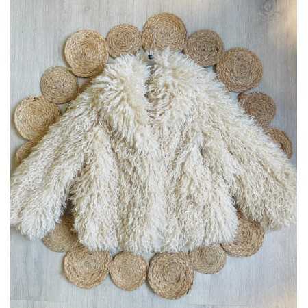 Pelliccia Ecologica Bambina | Eleganza e Comfort Pelliccia Ecologica Bambina | Eleganza e Comfort
