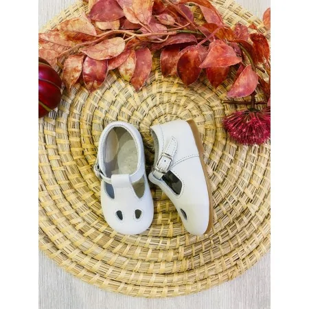 Scarpe Occhi di Bue Primi Passi in Pelle - Eleganza e Comfort