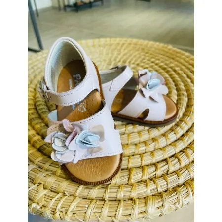 Sandali eleganti con fiore, per bimba [Panyno]